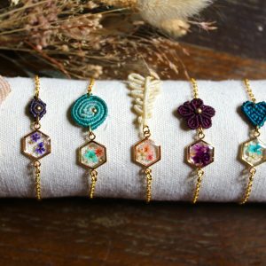 Lots de bracelets résine et micro macramé