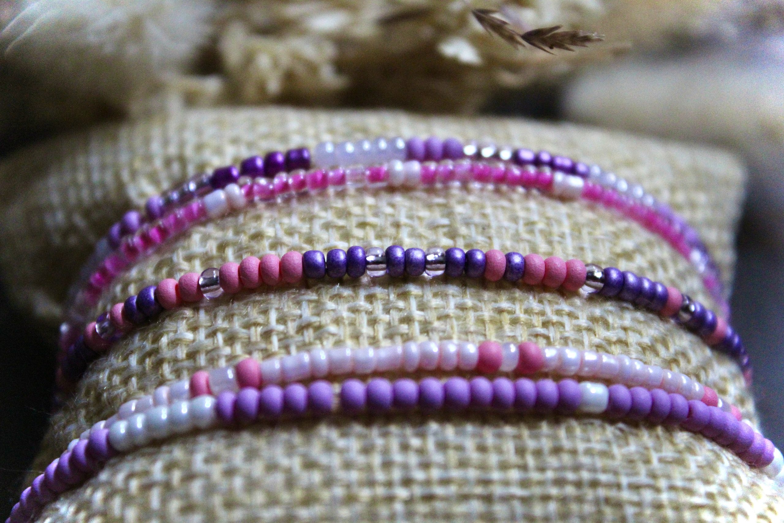 Lots de bracelets en perles colorées d'été
