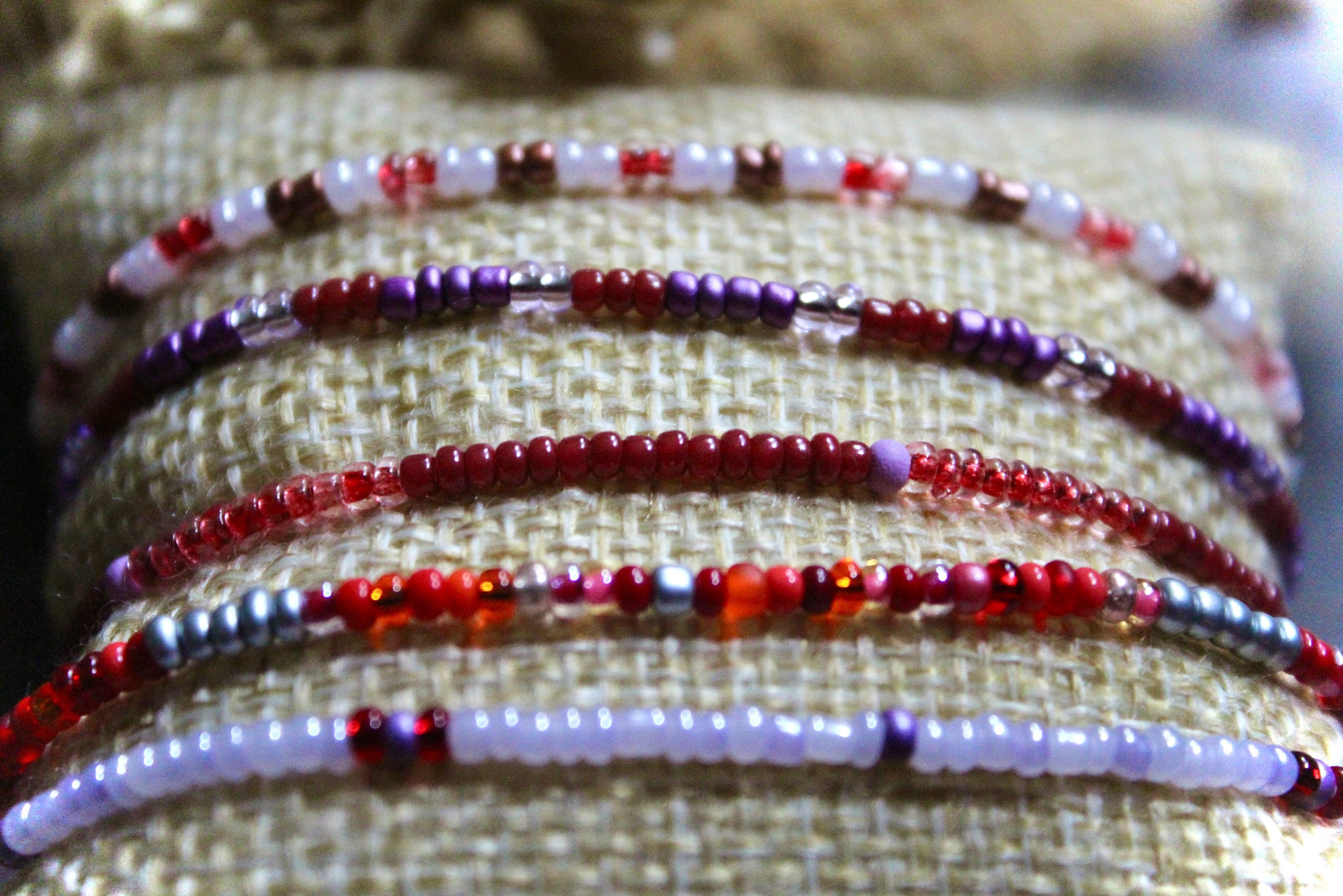 Lots de bracelets en perles colorées d'été