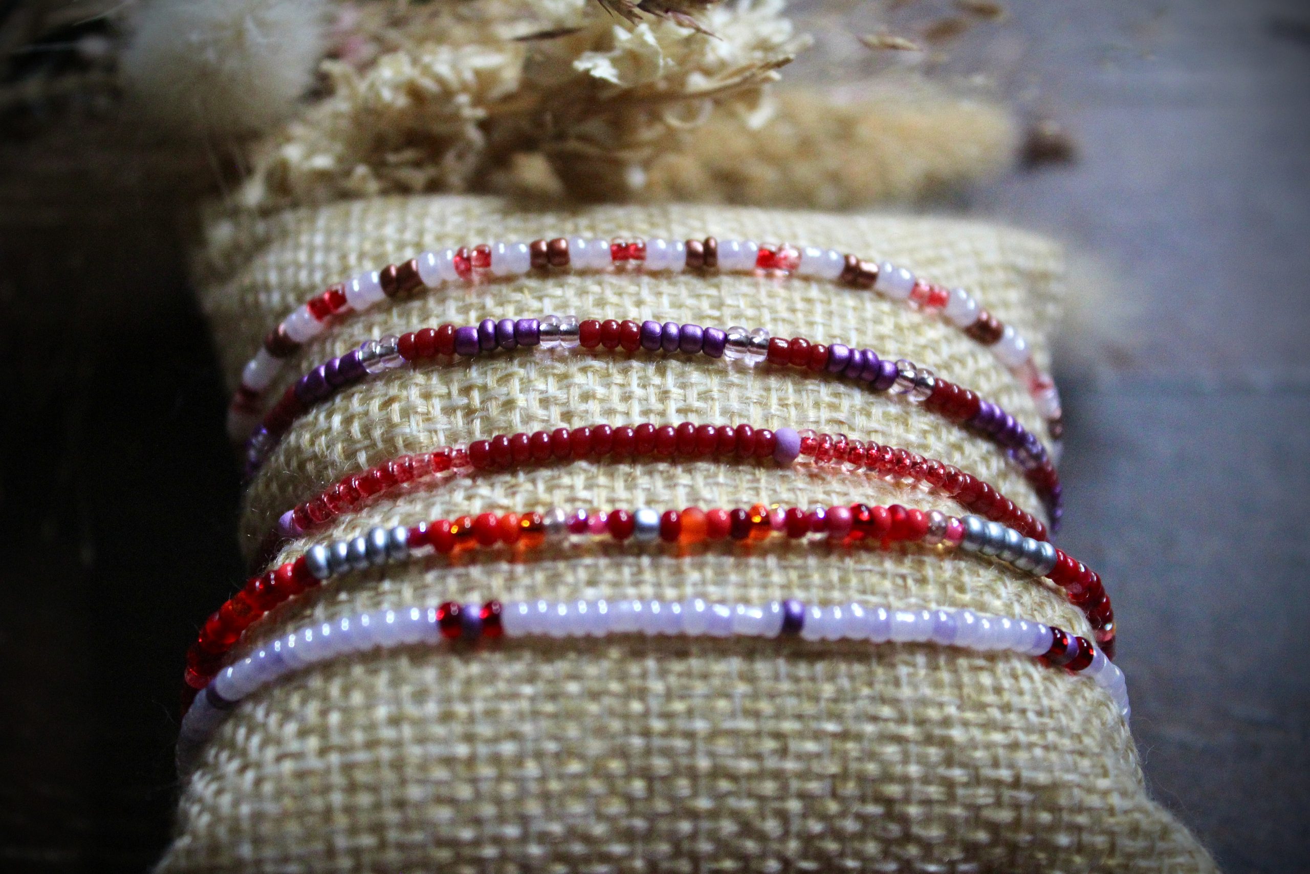 Lots de bracelets en perles colorées d'été